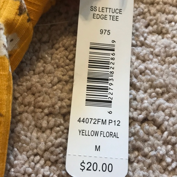 🔴LAST CHANCE 🔴 Justify lettuce edge tee - Picture 3 of 8